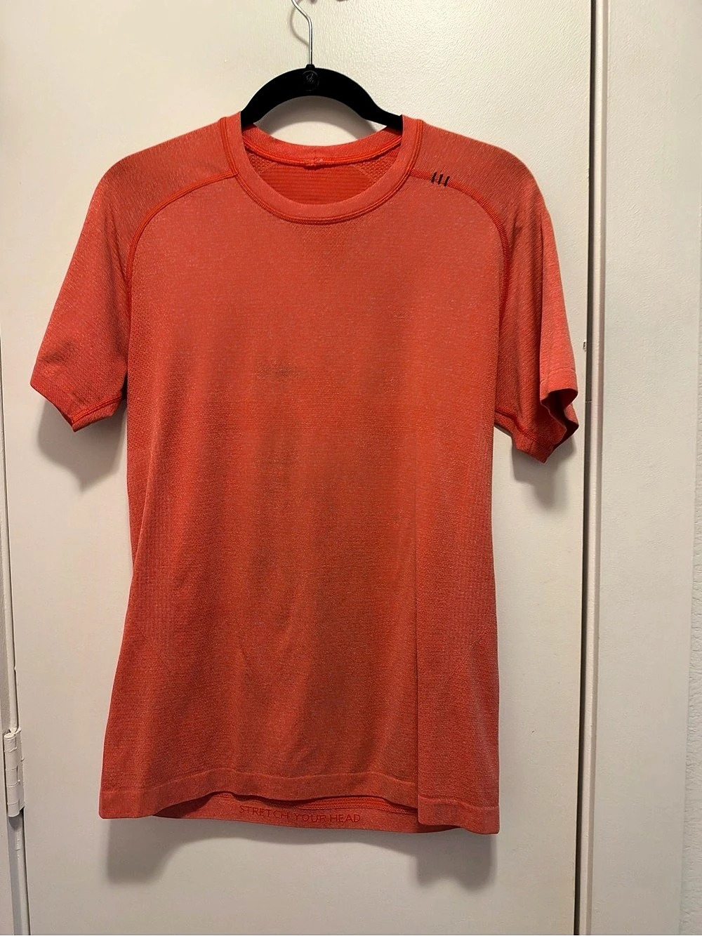 Lululemon Metal Vent Tech Short Sleeve Shirt Men's Small Orange Heather Athletic